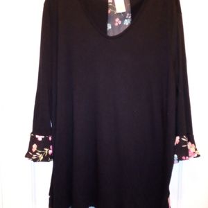 Pretty black blouse
